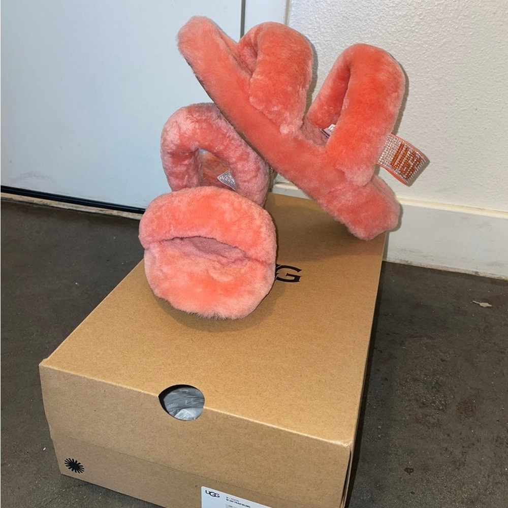 UGG Fluffy Coral Sandals